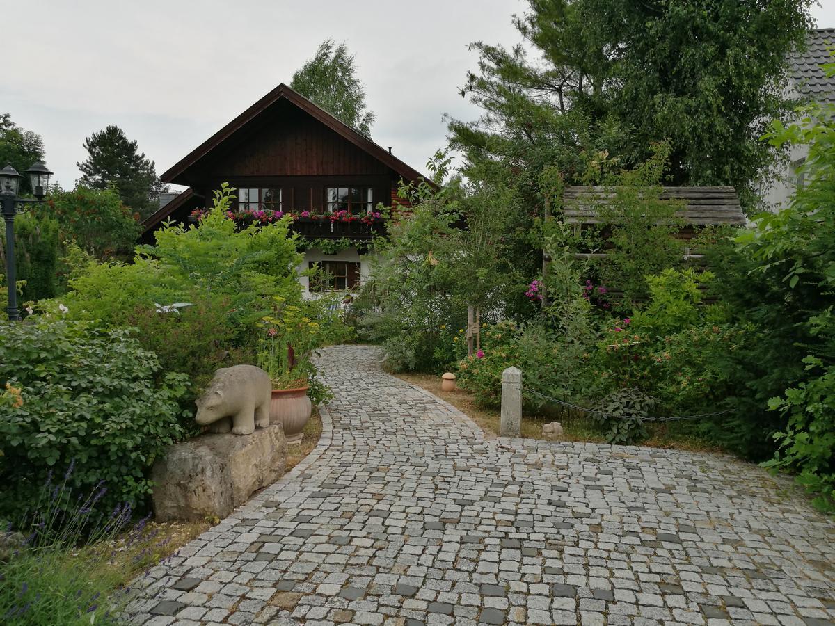 Apartment Haus Merlin Am Boeckelsberg Veimar Exterior foto